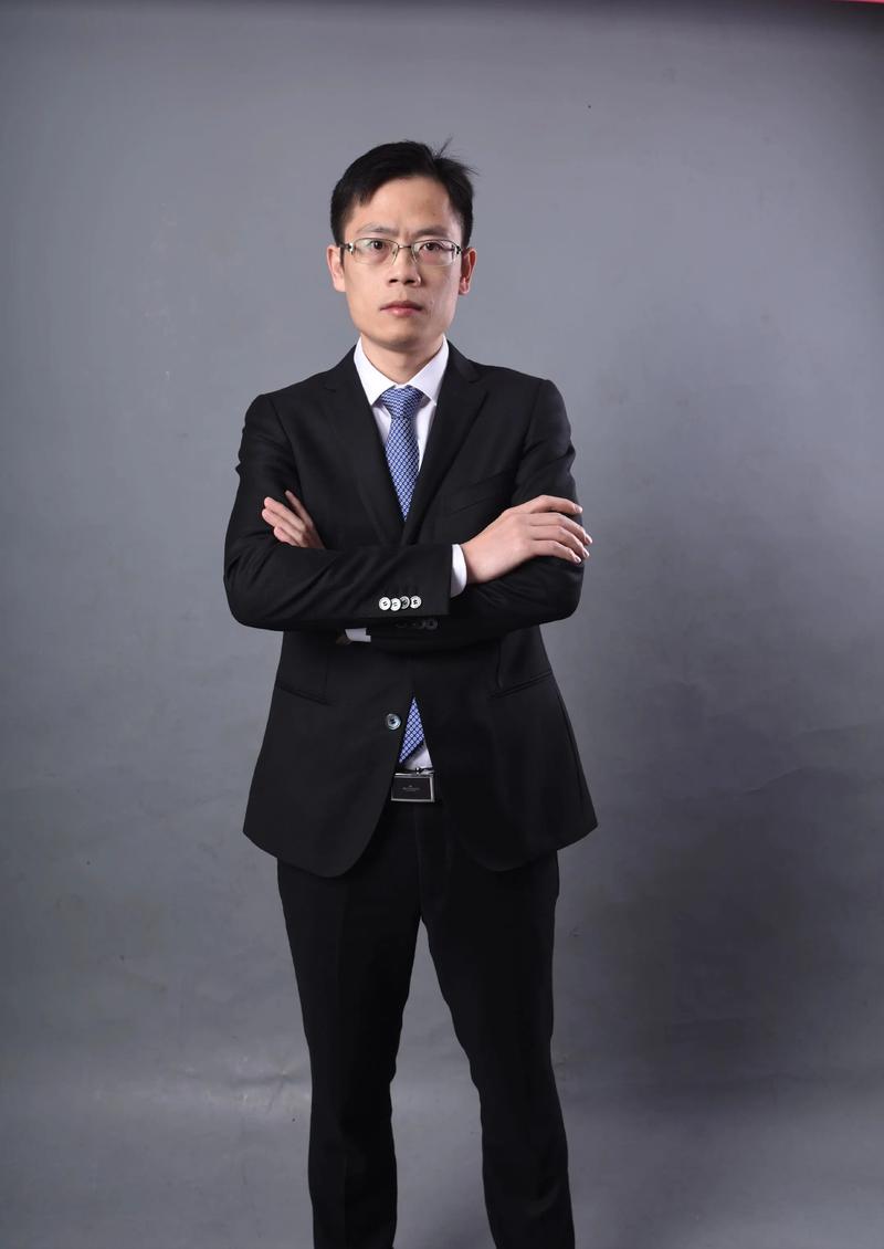 万仕芬 跟组制片负责人